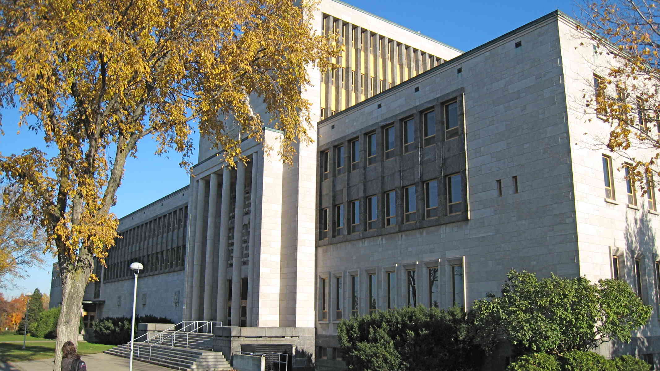 拉瓦尔大学世界排名多少名在加拿大排第几