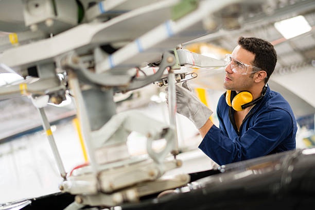 车辆工程专业其前身为汽车拖拉机专业,是创建