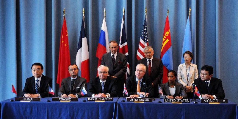 学国际政治可以看些什么书?