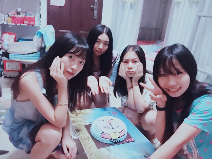 黑室友大赛,大家有没有什么关于舍友的黑历史,快与大家分享吧.