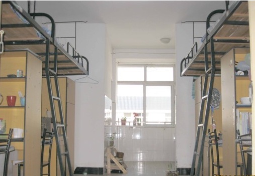 都说湖州师范学院的宿舍居住体验差而且没有空调这是真的吗