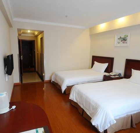 在淮阴工学院周围有哪些经济实惠而且交通便利的宾馆?